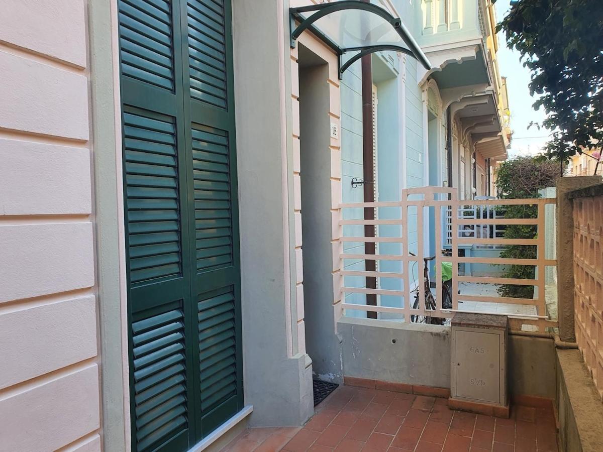 Incantevole Vacanza In Versilia Viareggio Exteriör bild